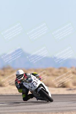 media/Dec-07-2025-CVMA (Sun) [[3e7d2de5dc]]/Race 9-Formula UL Shootout/